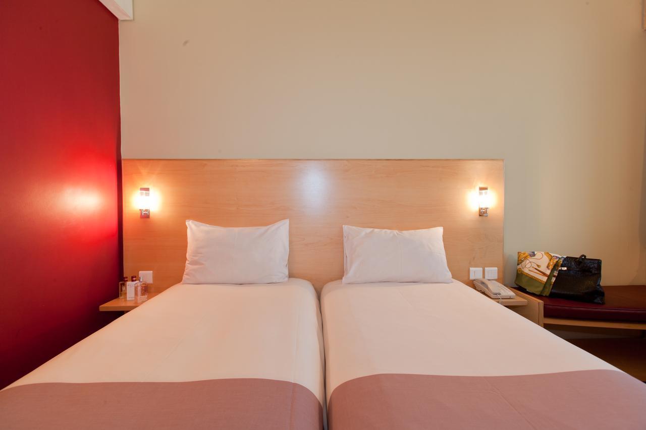 Hotel Ibis Sharq Kuwait City Exterior foto